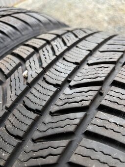 215/55r17 Continental Wintercontact Ts870p - 2