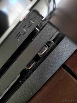PS4 PRO 1TB - 2
