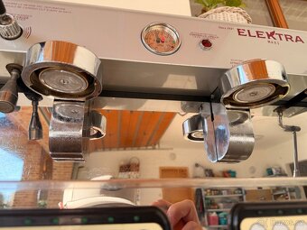 2 pákový kávovar ELEKTRA MAXI po repasi + mlýnek - 2