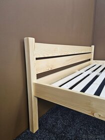 Prodám nové masiv postele zvýšené Nuno 160x200 s roštem - 2