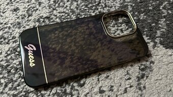 Kryt Guess na iPhone 14 PRO MAX - Černozlatý - 2