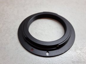 Adaptér objektivu M42 na tělo Canon EF - 2