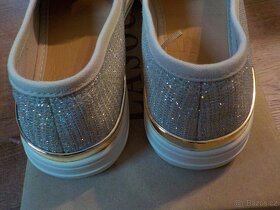 Nové dívčí Slip on boty vel. 36 - 2