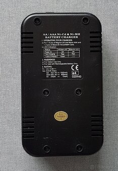 Nabíječka Ni-Cd/Ni-MH akumulátorů - 2