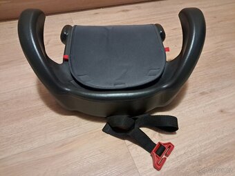 Podsedák do auta CHICCO 15 az 36kg Quasar plus Moon - 2