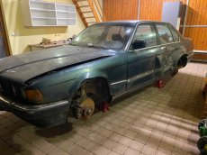 BMW 735i -e32 automat dily s celeho vozu - 2