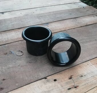 Kroužky k mřížce nárazníku BMW E60 E61 M. Mřížka nárazníku M - 2