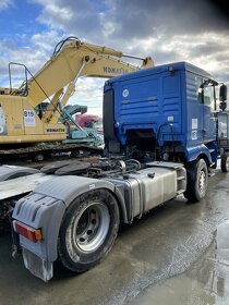Prodám tahač 4x2 MAN TGA 18.480 na náhradní díly. - 2