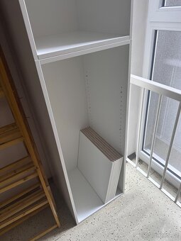 Komoda, skříňka, regál - 2