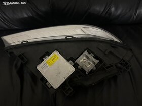 Volvo s80 xc70 v70 p3 xenon svetlo leve - 2