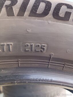 Bridgestone TURANZA 6, 215/60 R17. - 2