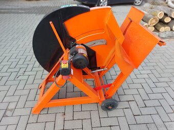 Cirkulárka Lcs-700 - 2