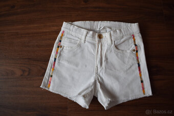 2 ks dívčí kraťasy vel. 128 - 2