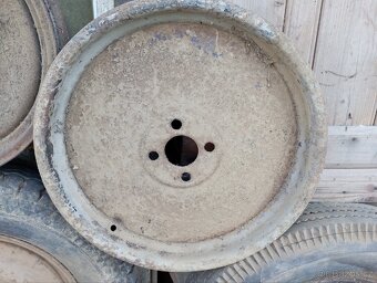 Starší historické disky na auta - 2