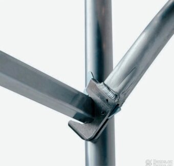 Pronájem/Půjčení lešení - 2