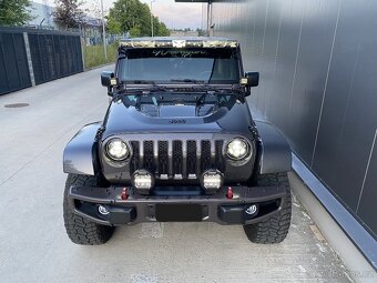 Jeep Wrangler 75th Anniversary Edition - 2