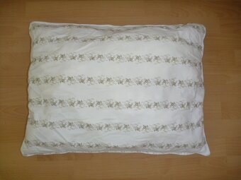 kúpelňová podložka, flísová deka, vankúše, osušky - 2