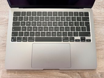 MacBook Air M3, 16GB RAM / 256GB SSD - 2