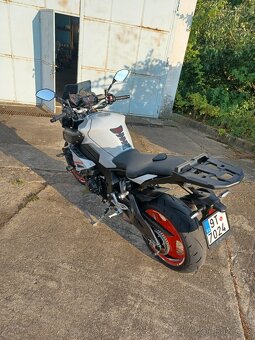 Yamaha mt 10 - 2