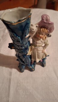 Porcelánová vázička - 2
