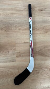 Mini Hokejka Bauer 1X pravá. - 2