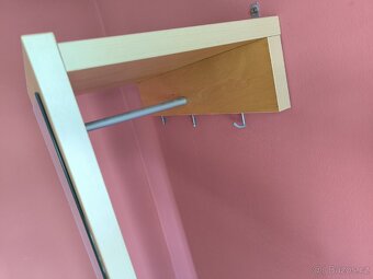 Předsíňová stěna se zrcadlem - 2