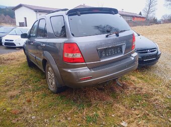 Kia Sorento - 2