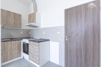 Pronájem bytu 2+kk, 52 m2, Hlinsko, ul. Adámkova třída - 2