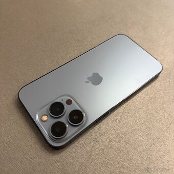 iPhone 13 Pro 1TB, pěkný stav, 12 měsíců záruka - 2