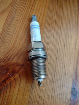 Zapalovací svíčky Bosch FR7DCX+ - 2