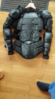 Chránič Fox Titan Jacket, velikost S - 2