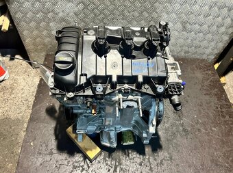 Opel Corsa F motor 10XKDU - 2