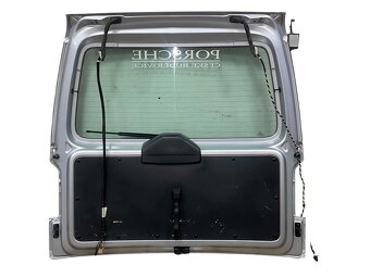 Páté dveře stříbrná metalíza LA7W VW Caddy 4 2K r.v. 2017 - 2