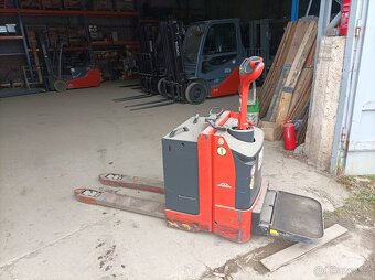 Ručněvedený. Elektrický vozík Linde - 2