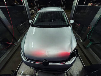 Vůz na náhradní díly VW Golf 7 kombi 2015 CXXB MWW LA7W - 2