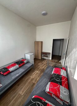 Levné Ubytování RAJSKA ZAHRADA Praha 9 PRAHA 14 - 2