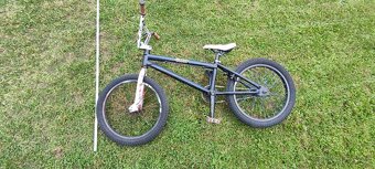 Kolo BMX - 2