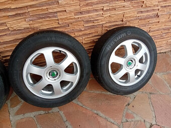 JAKO NOVÝ - VW MULTIVAN 2.0 TDi -103 Kw, 7 MÍST, AUTOMAT DSG - 2