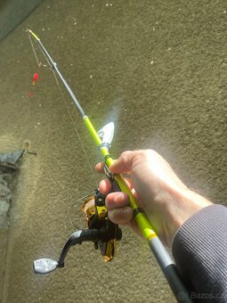 Sada na plavanou. Prut 1.5m, navijak serie 2000 - 2