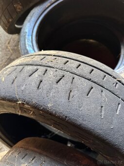 Slick pirreli michelin r18 - 2