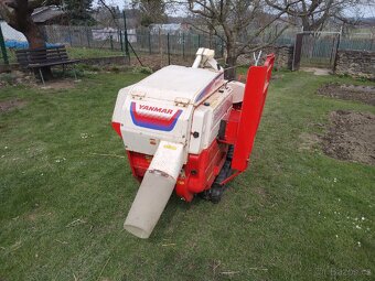 Mini mlátička - kombajn Yanmar - 2