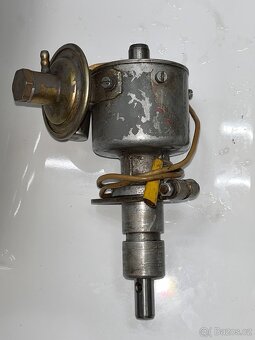 Rozdělovač Škoda 100 - 2