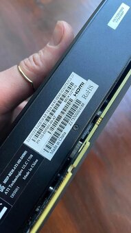 AMD Radeon RX Vega 64 8GB - 2