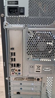 Prodám kompletní PC sestavu – Core 2 Duo, monitor Acer 22" - 2
