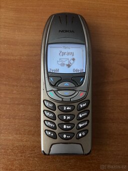 Nokia 6310i - 2