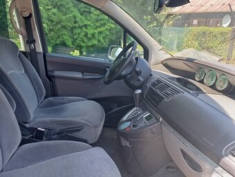 Prodám auto na náhradní díly - 2