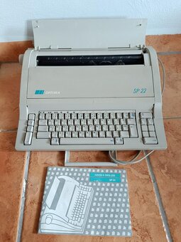 Psací stroj elektrický - 2