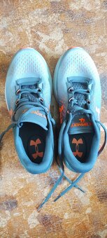 Divci sportovní boty zn. Under armour vel. 38 - 2