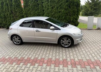 Honda Civic 1,8 Sport GT 1 Majitel benzín - 2