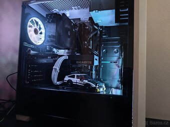 HERNÍ PC - Ryzen 5 5500 / RX6600 8GB / 32GB RAM - 2